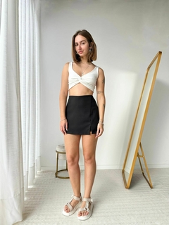 SAIA SHORT RAISSA PRETO - loja online