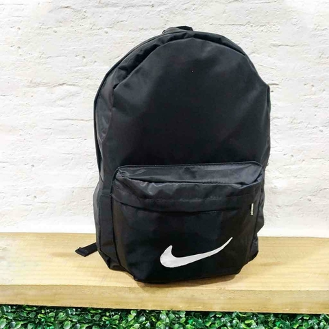 DRIFT MOCHILA NIKE Mochila urbana escolar sublimada. Capacidad 18 lt. DTMO3