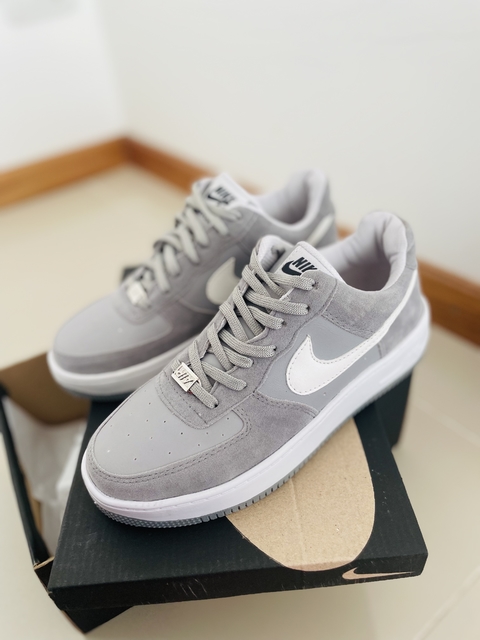 Nike air gris discount