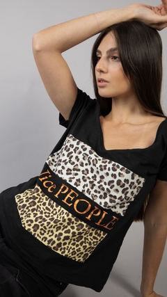 Remera Nice People - comprar online