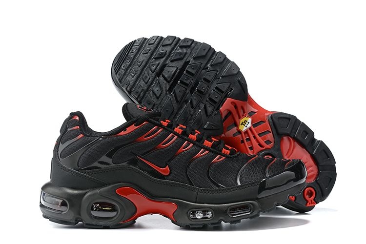 Air max plus love hate pack sales