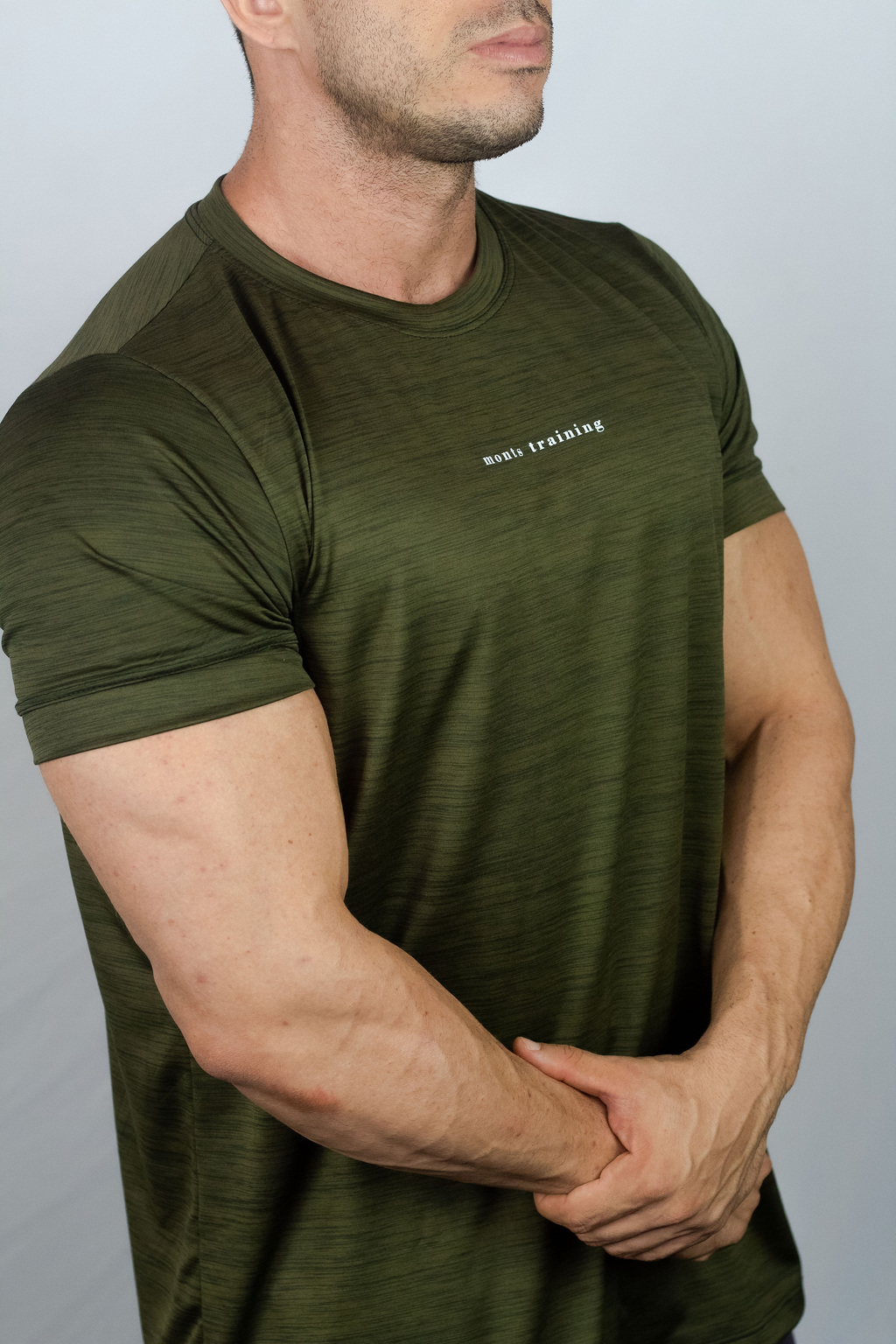 Camiseta dry fit verde 2025