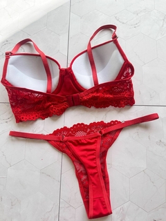 CONJUNTO ARMADO CON PUNTILLA Y LYCRA ROJO - ART 562 - MALIKA UNDERWEAR MAYORISTA