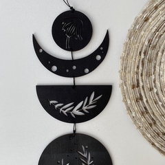 Imagem do Móbile Fases Da Lua em MDF na cor preta decorativo para parede porta ou janela