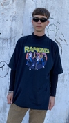 Ramones Remera cuello alto (oversize)