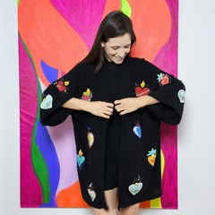 Kimono preto com aplicações frente e mangas - Coração Selvagem - comprar online