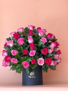 Caja de rosas 70 Unidades - comprar online