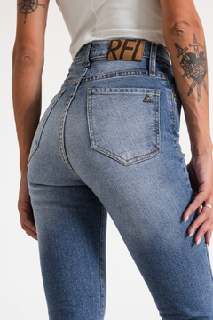 Malena STRAIGHT T28 - RIFFLE JEANS ORIGINAL