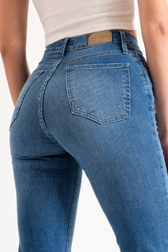 Anahi FLARED T30 - RIFFLE JEANS ORIGINAL