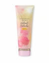 HIDRATANTE CORPORAL VELVET PETALS SOL NOVO LANÇAMENTO VICTORIA'S SECRET - 236ML