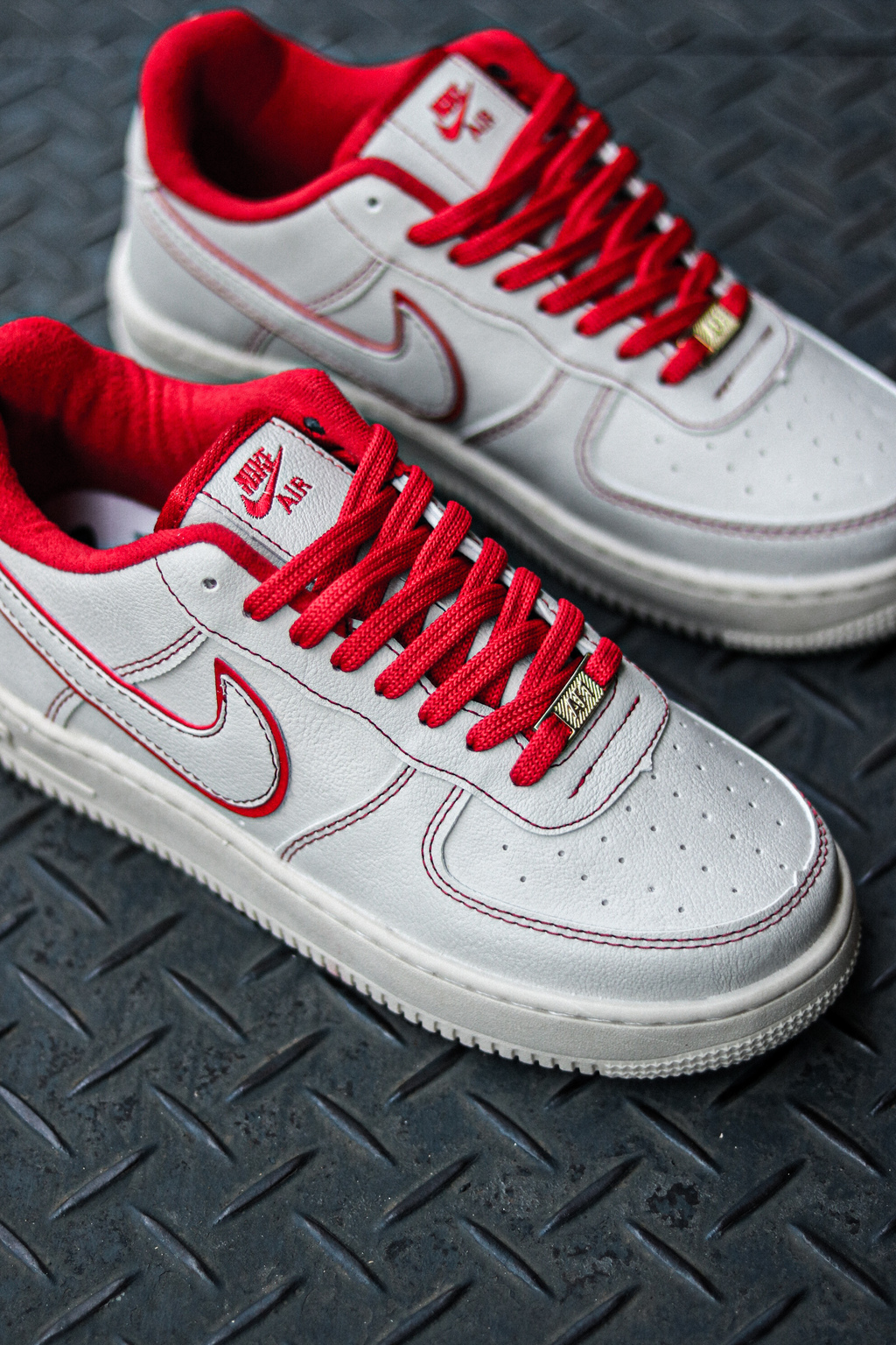 AIR FORCE 1 BRANCO VERMELHO