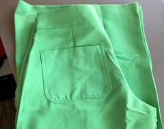 Calça Pantalona Det Bolso Botão Resina Karmani - loja online