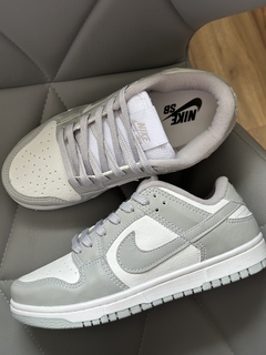 Nike Dunk Low Cinza na internet