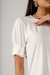 BLUSA MANGAS BUFANTES EM MALHA OFF WHITE - comprar online