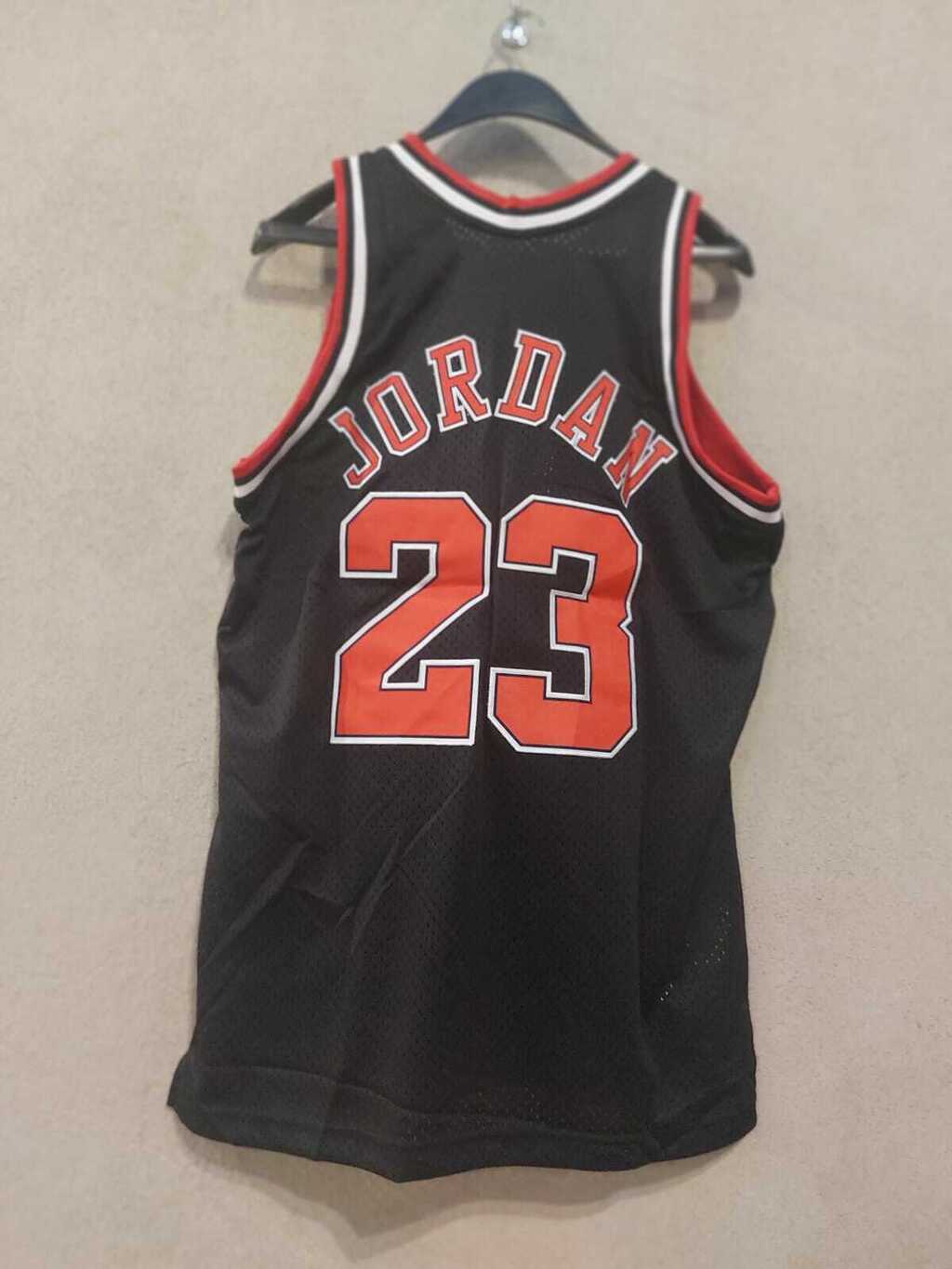Camiseta bulls jordan negra new arrivals