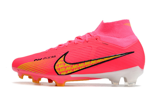 Chuteira da nike store rosa com branco