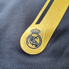 CAMISETA RETRO - REAL MADRID 2011/2012 - CRISTIANO RONALDO - ALTERNATIVA en internet