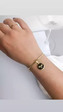 PULSEIRA FOLHEADA ESPÍRITO SANTO preto/dourado - comprar online