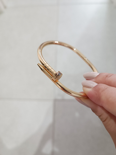 BRACELETE PREGO INSPO* CARTIER com pequena avaria na internet