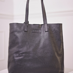 TOTE BAG NEGRA