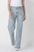 Calça Jeans Wideleg Erica, foto frontal com foco no produto.