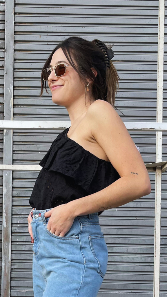 Blusa Camila Preta - Comprar em LE JULIE STORE