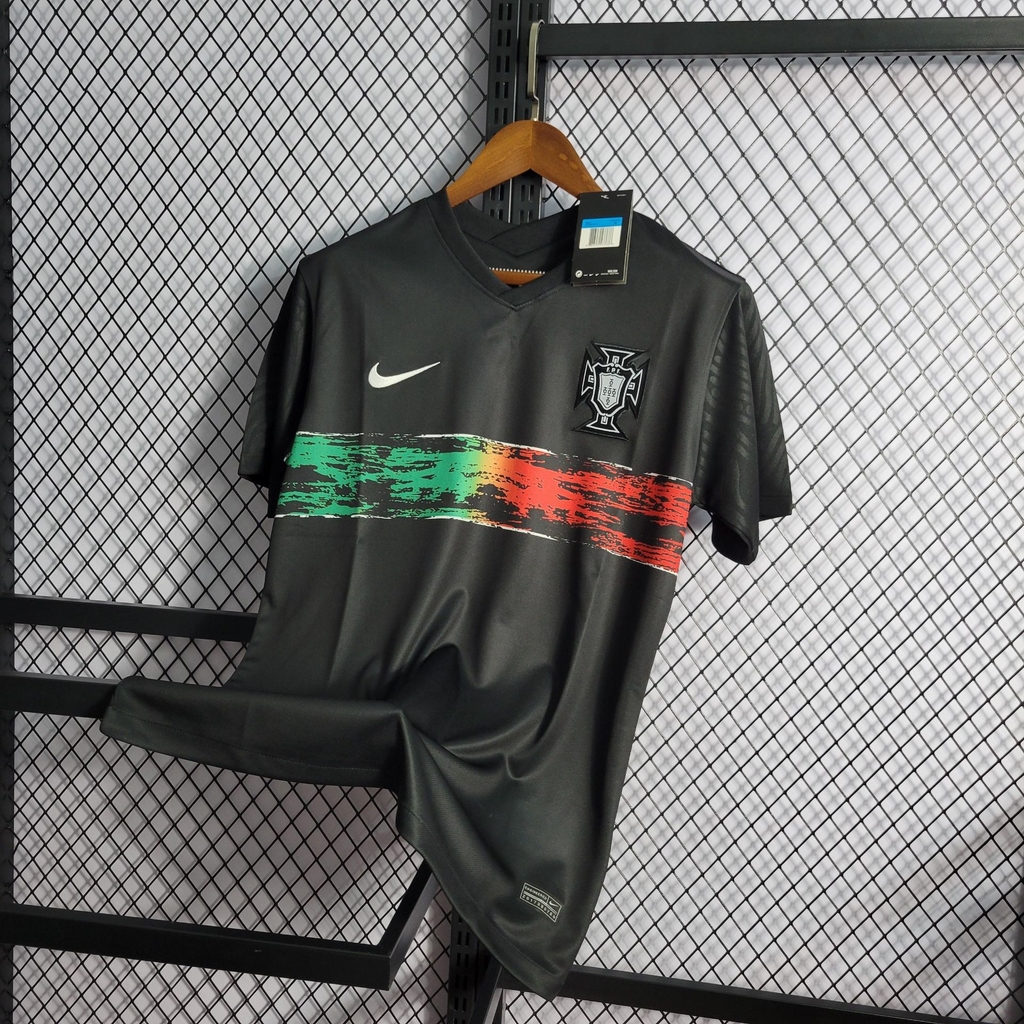 Camisa Portugal Pré Jogo 22/23 Torcedor Nike Masculina - Preta