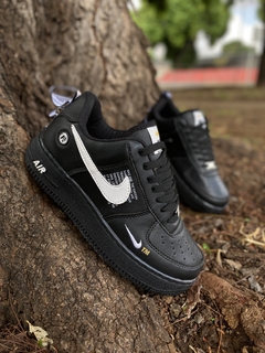 AF1 - R1 Preto