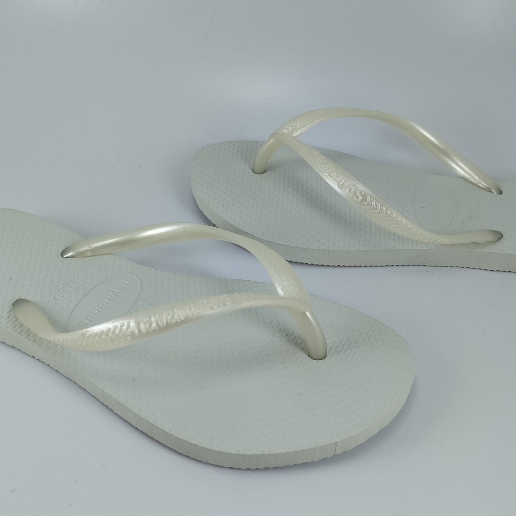 Sandália Havaianas Slim Brasil Branca - Compre Agora