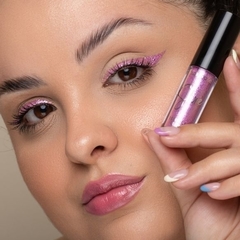 Delineador en glitter shine - Moda makeup