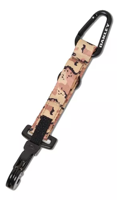 LLAVERO OAKLEY B1B CRAZY CAMO KEYCHAIN