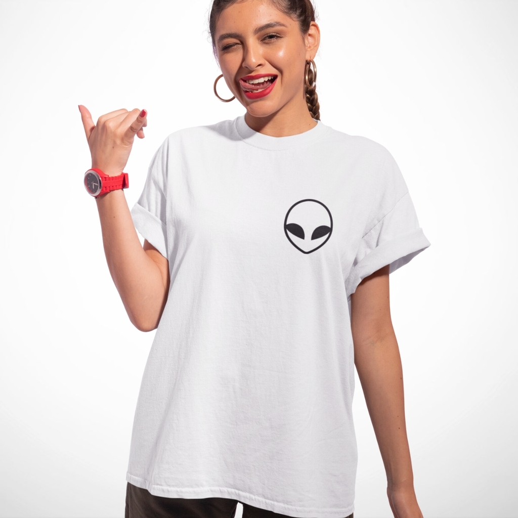Camiseta Feminina ET - Comprar em Bilhan