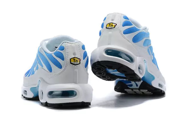 Nike air max hotsell tn baby blue