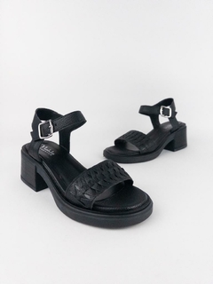 SANDALIAS ALTAS ECO CUERO NAHLA - comprar online