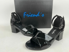 ZAPATOS FIESTA SIN PLATAFORMAS CHAROL FRIENDS - comprar online