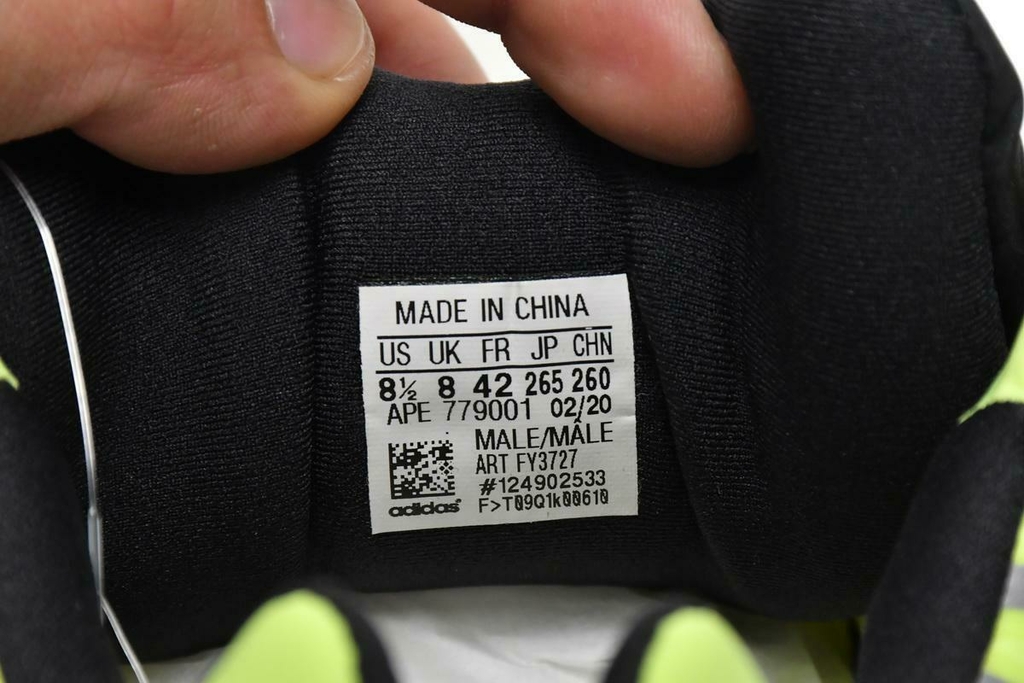 Adidas yeezy 2025 verdes jordan