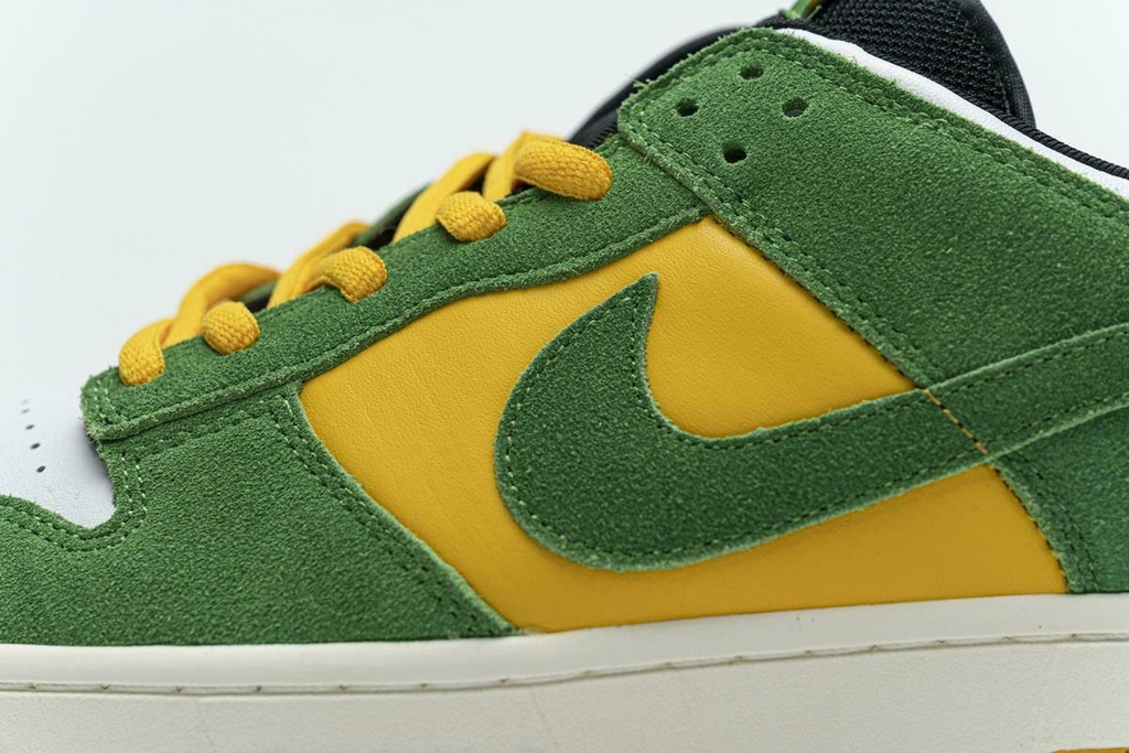 T nis Nike SB Dunk Low pro Bucks G10 sports