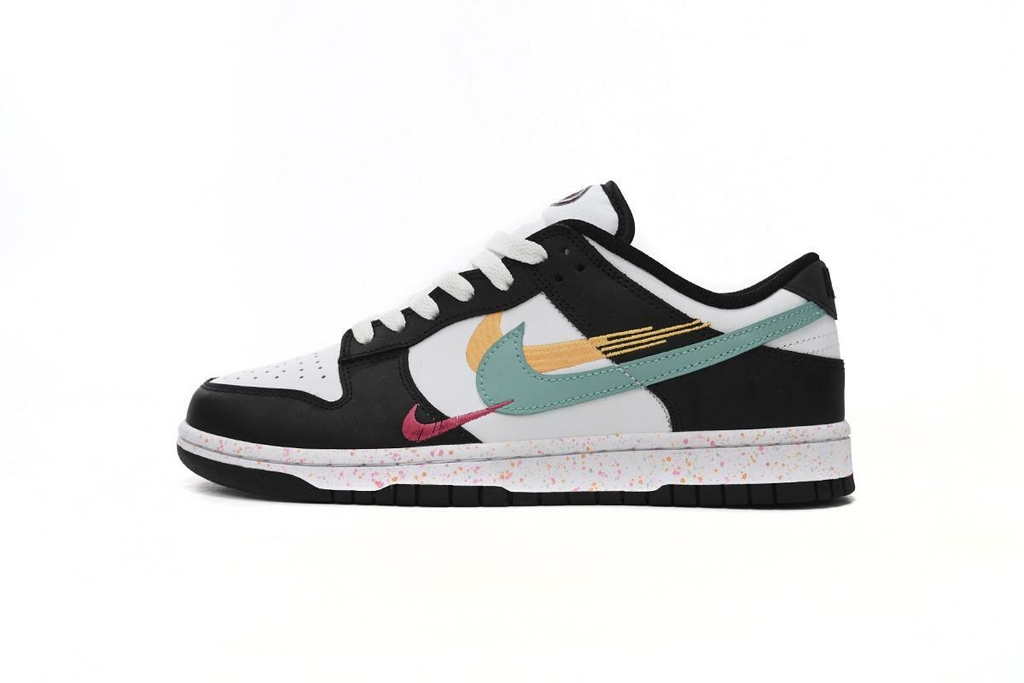 T nis Nike Dunk Low WMNS Lunar New Year