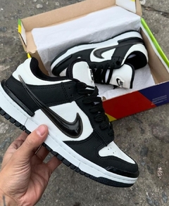 SB Dunk Twist - Panda