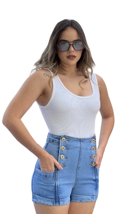 Short jeans botões