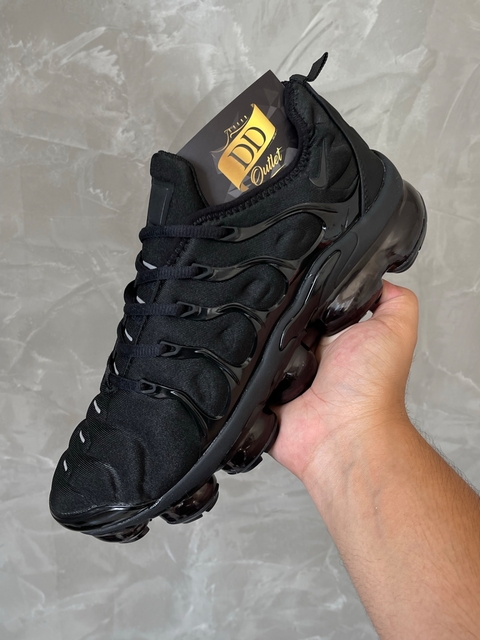 Nike outlet best sale vapormax plus