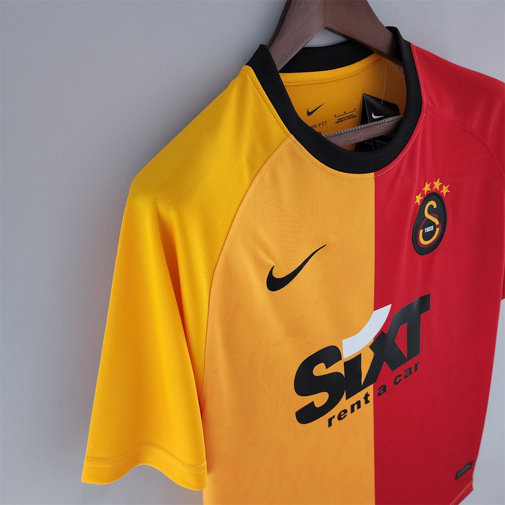 Camiseta Local Roja y Amarilla de Galatasaray 2022 23 AREA10