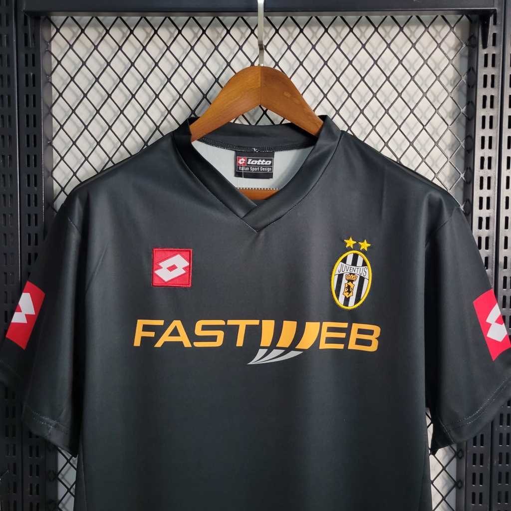 Juventus Black Retro Away Shirt 2001 02 AREA10