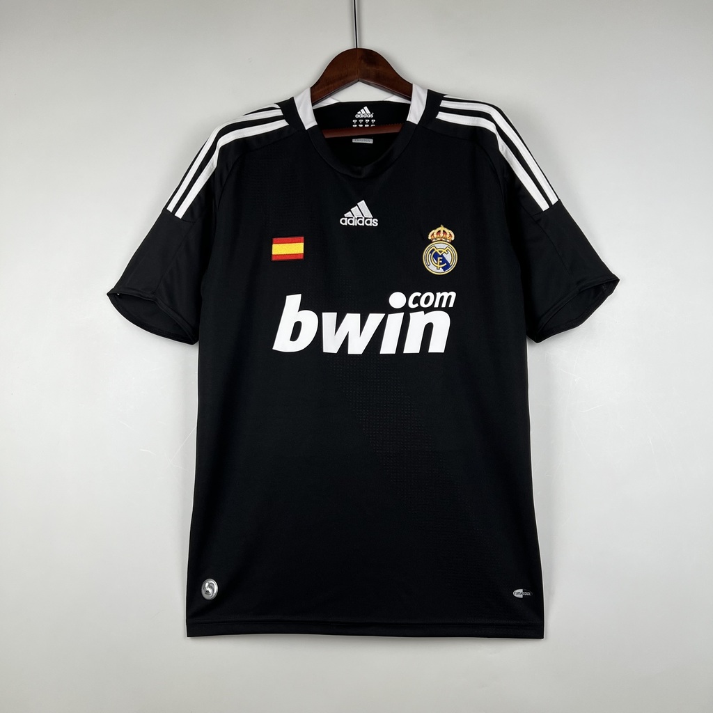 Real madrid retro shirt hotsell