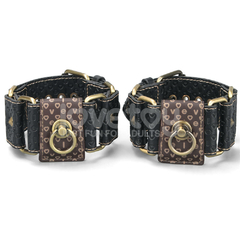 Imagem do 01933 | Algemas de tornozelo em Couro com Detalhes - Rebellion Reign Ankle Cuffs - LOVETOY