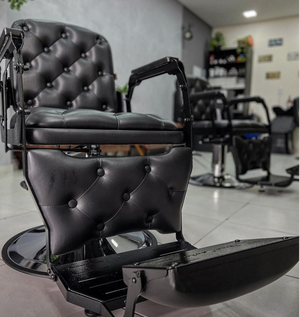 Cadeira de Barbeiro Hawk em Botonê