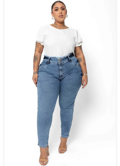 CALÇA JEANS RETA - PLUS SIZE