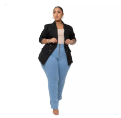 CALÇA JEANS RETA - PLUS SIZE