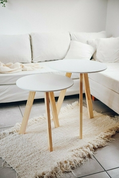 combo mesas renata XL blancas + alfombra