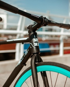 Bicicleta Ultraligera Urbana Mamba Black 700 MyBikeMx - comprar en línea